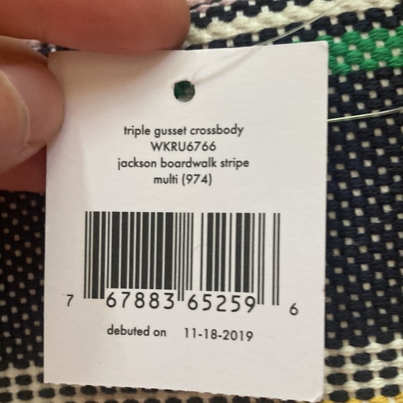 NWT Kate Spade Triple Gusset Crossbody Purse w Jackson Boardwalk Stripes Pattern - Picture 4 of 8